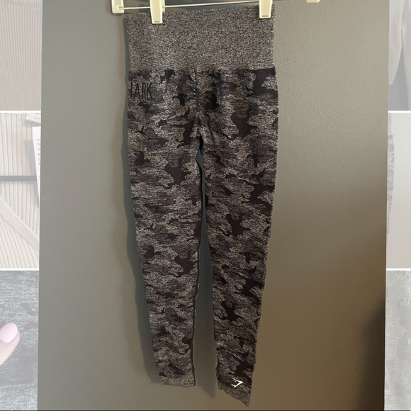 GymShark Adapt Camo Leggings - Picture 2 of 3